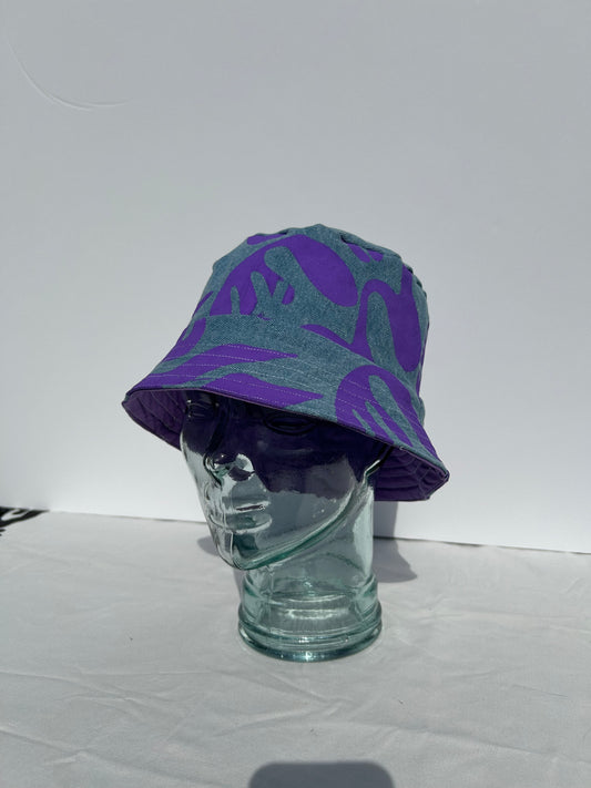 Handmade Reversible Bucket Hat - Medium Purple Cleo Print and Purple cotton