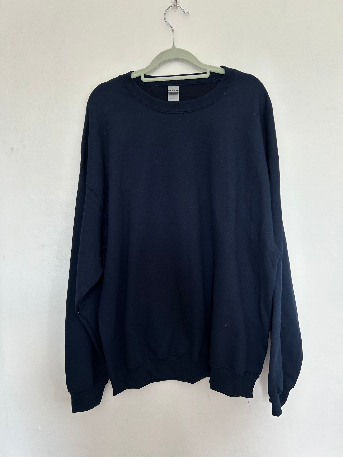Nessa Sweatshirt in Navy Blue