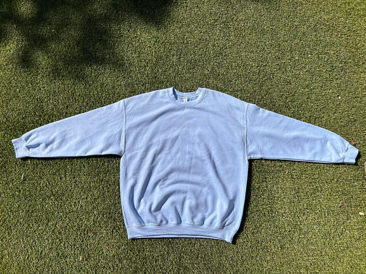 Nessa Sweatshirt in Baby Blue